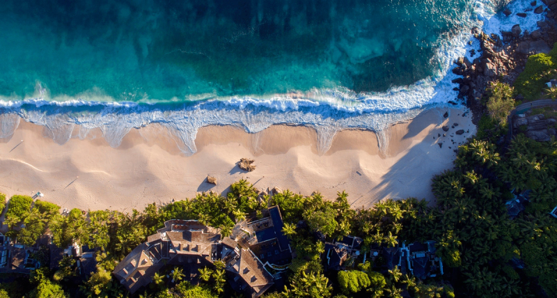 A beleza de Mahé vista de cima, crédito da foto: Dronepicr