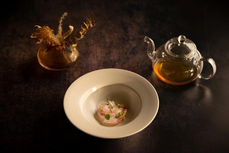 A plate of avant-garde dining artistry