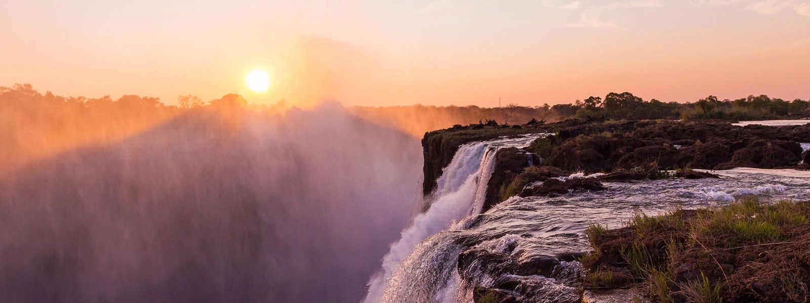 Livingstone Island and the Devils Pool – Vic Falls
