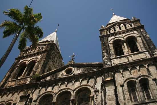 Walking the streets of Zanzibar offers sights of some amazing architecture