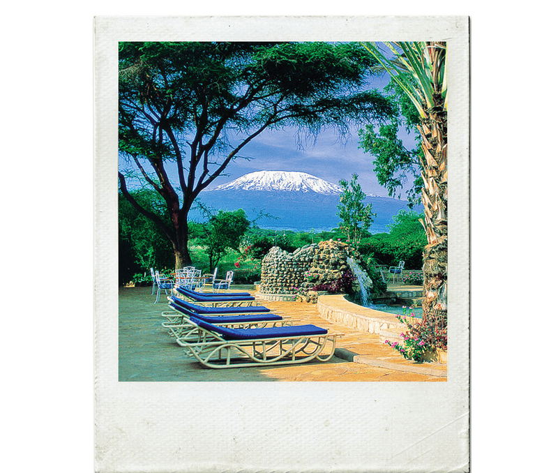 Monte Kilimanjaro visto a partir de área de piscina do Amboseli Sopa Lodge