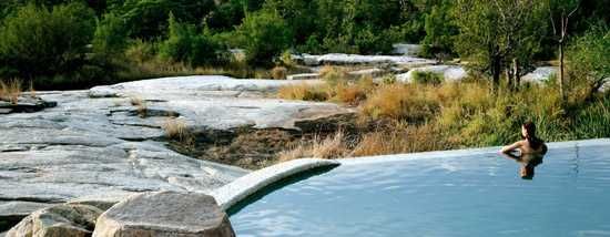 Swimming pool at Granite Suite: Londolozi