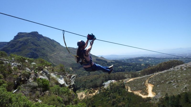 Manus Lieblingsaktivitäten im Sommer: Ziplining in Constantia