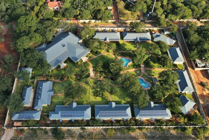 Situado en un tranquilo suburbio residencial