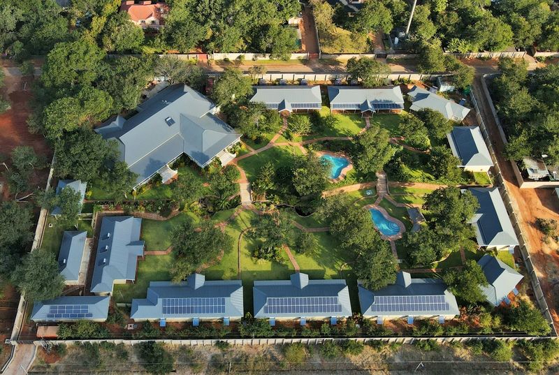 Situado en un tranquilo suburbio residencial