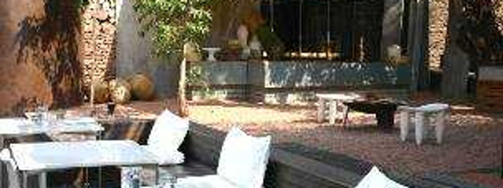 Dining at Lebombo