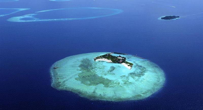 Uma vista aérea de uma das ilhas das Seychelles