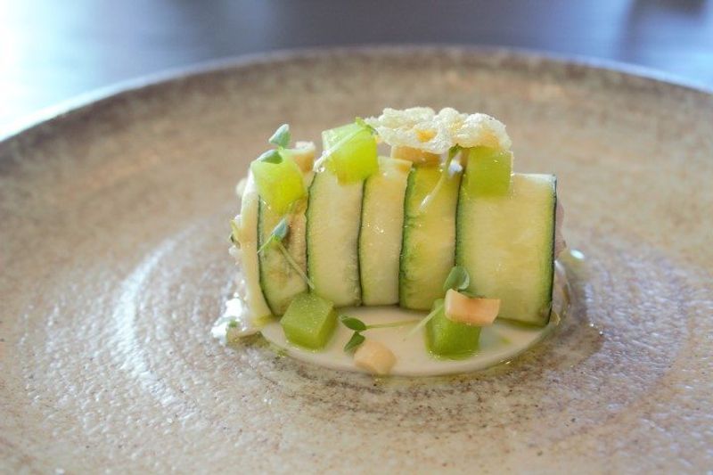 Eine leckere Zucchini-Kreation im Greenhouse - Fine Dining in Kapstadt