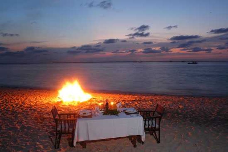 Private dining on the beach