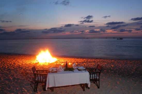 Private dining on the beach