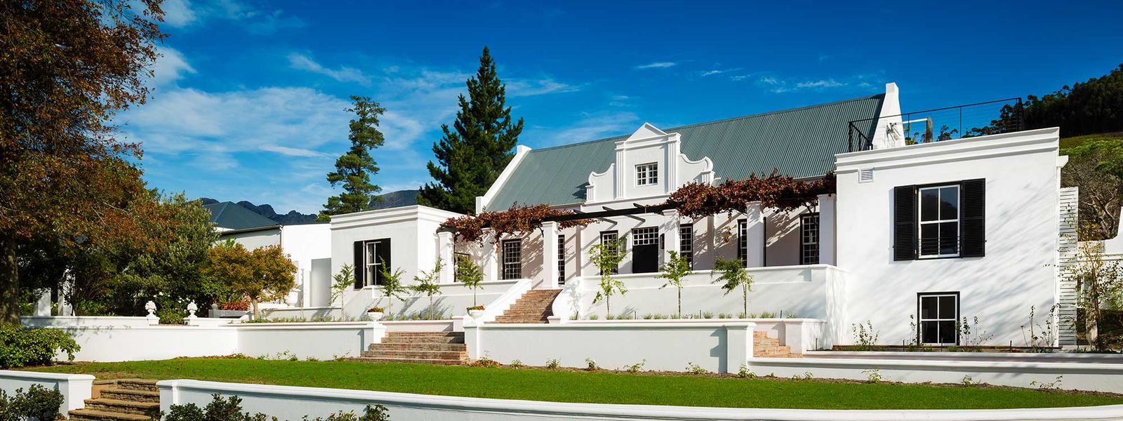 Mont Rochelle: A Sophisticated Winelands Escape
