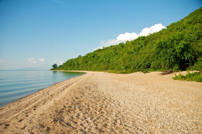 Situado nas margens cintilantes do Lago Tanganica