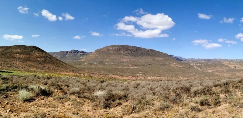 Die ariden Cederberg Mountains sind eines der Reiseziele in Südafrika, das man nicht verpassen darf