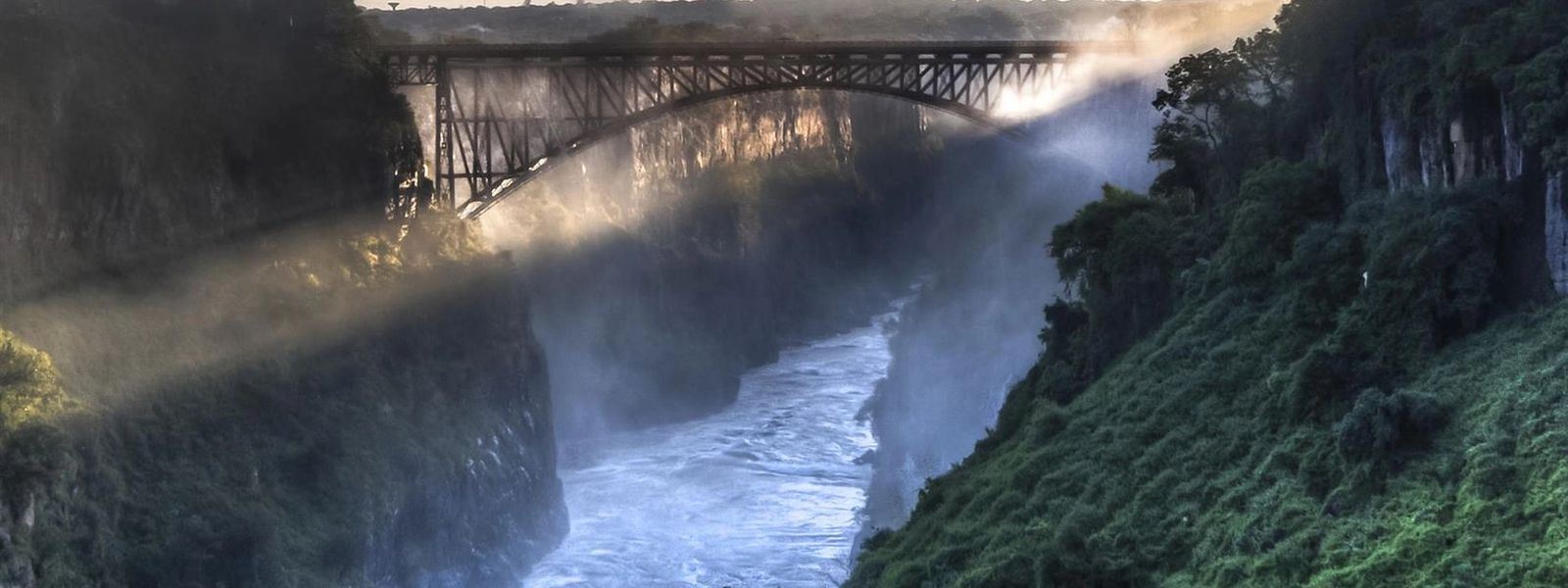 Cuándo encontrar agua en las cataratas Victoria