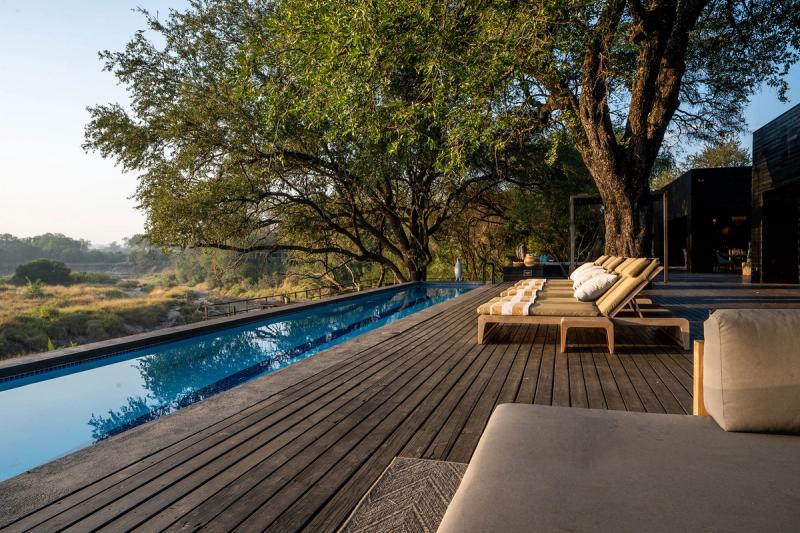 Silvan Safari's pool deck
