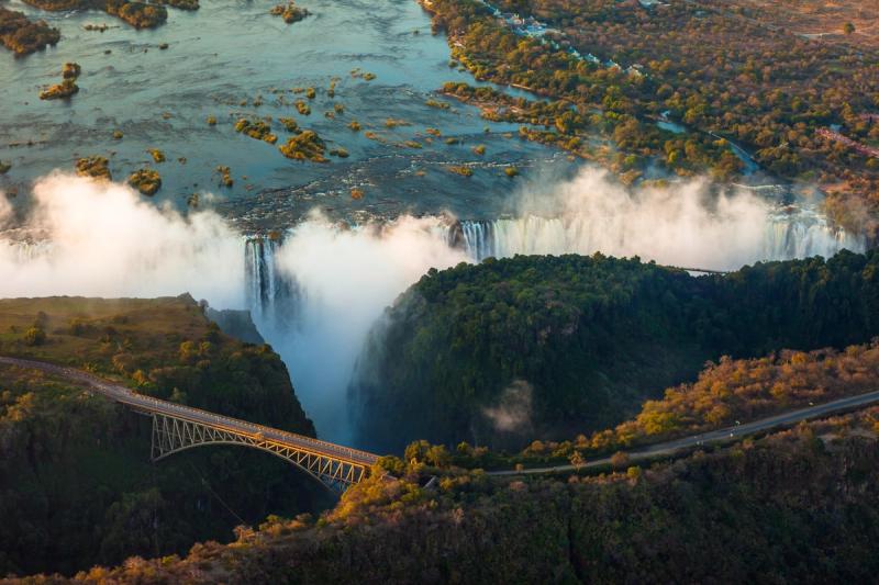 Las Cataratas Victoria ofrecen una vista espectacular de belleza impresionante