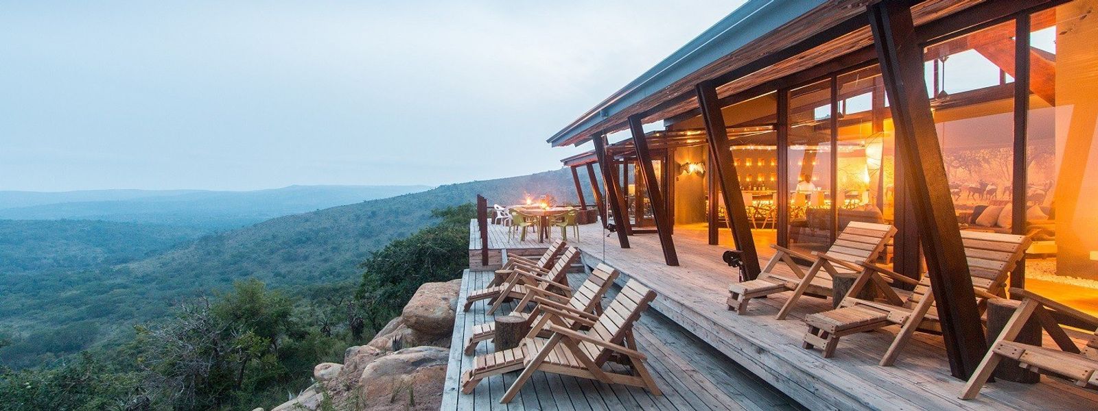 Rhino Ridge Safari Lodge: Auf den Spuren von Nashörnern