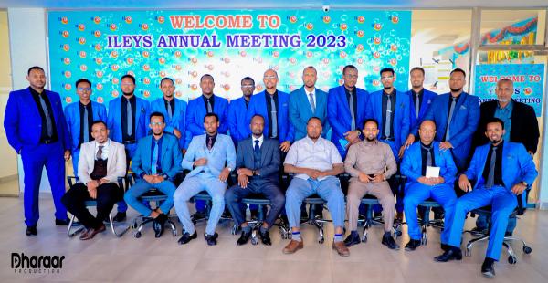 ILEYS ANNUAL MEETING GROUP PHOTO OUTSIDE THE MEETING HALL