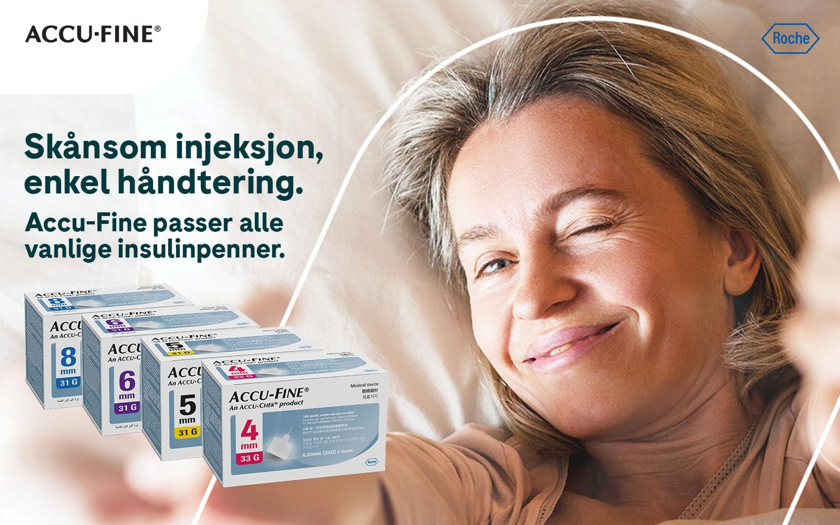 Kvinne som smiler og blinker i bakgrunnen og viser frem produkter fra Accu-Fine.