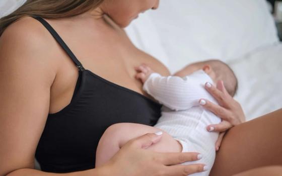 Alt du trenger å vite om amme-bh Alt du trenger å vite om amme-bh