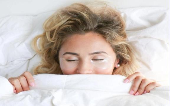 Ansiktsmasker for ekstra pleie av huden