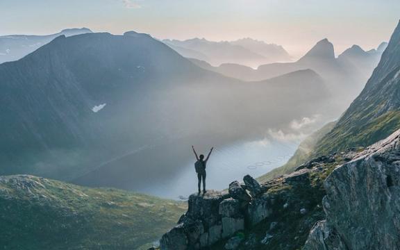 9 smarte tips til trening i varme og sol