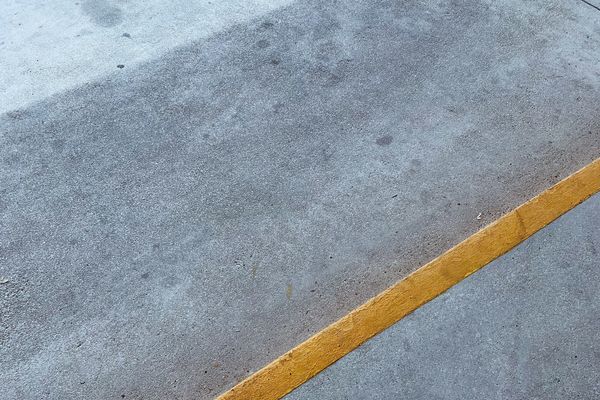 Asphalt Shingle Calculator: How Many Shingles Do You Need?