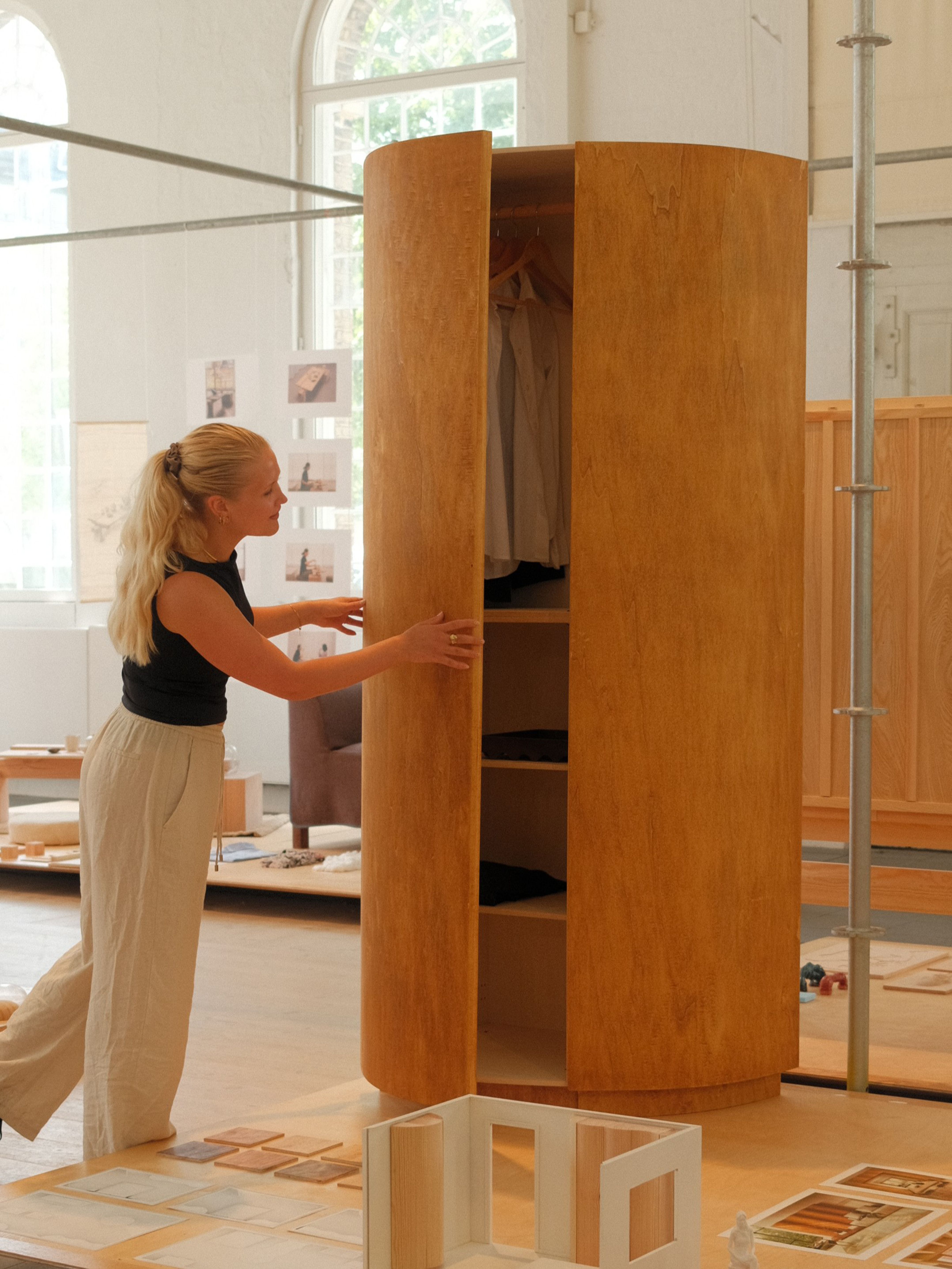 Forma Wardrobe