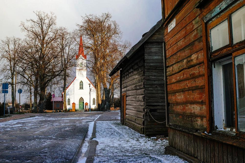 Photo of a church.