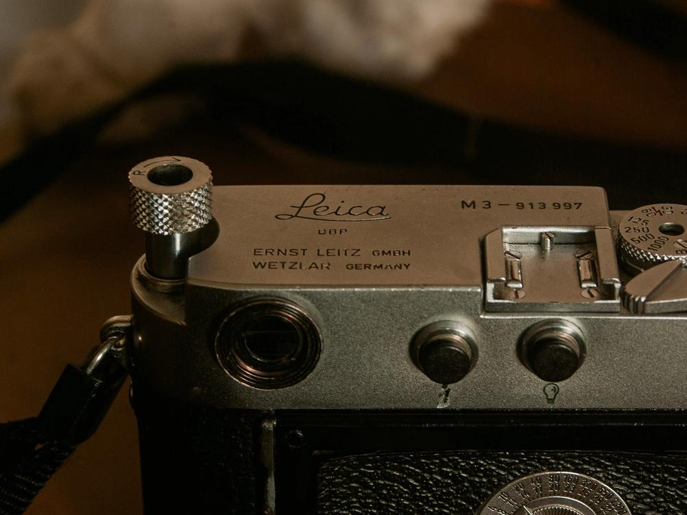 Photo of Leica M3 film rewind knob.