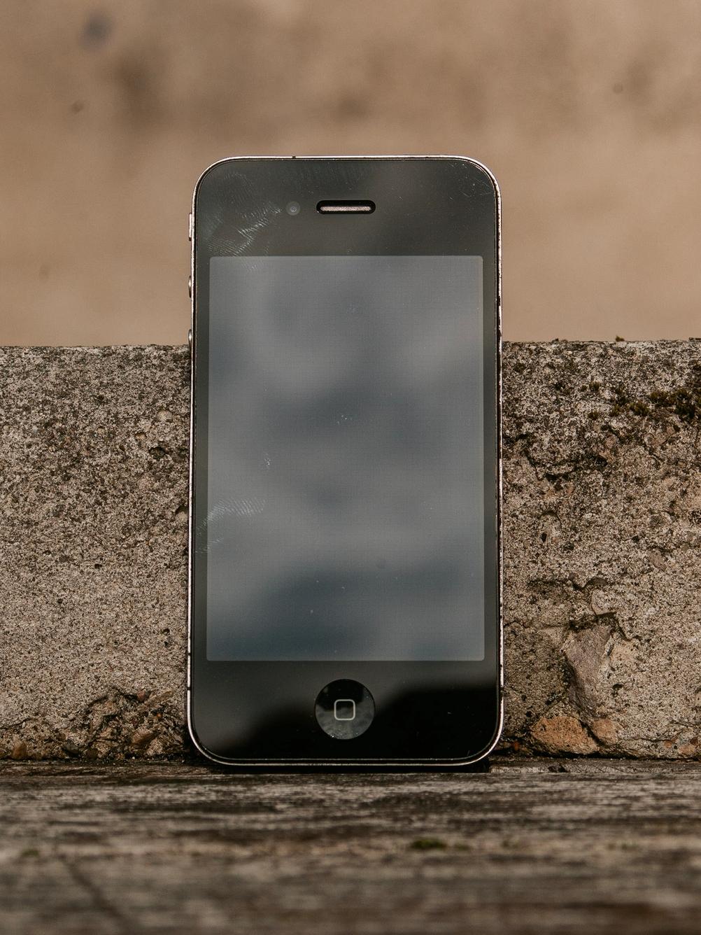 Photo of iPhone 4.