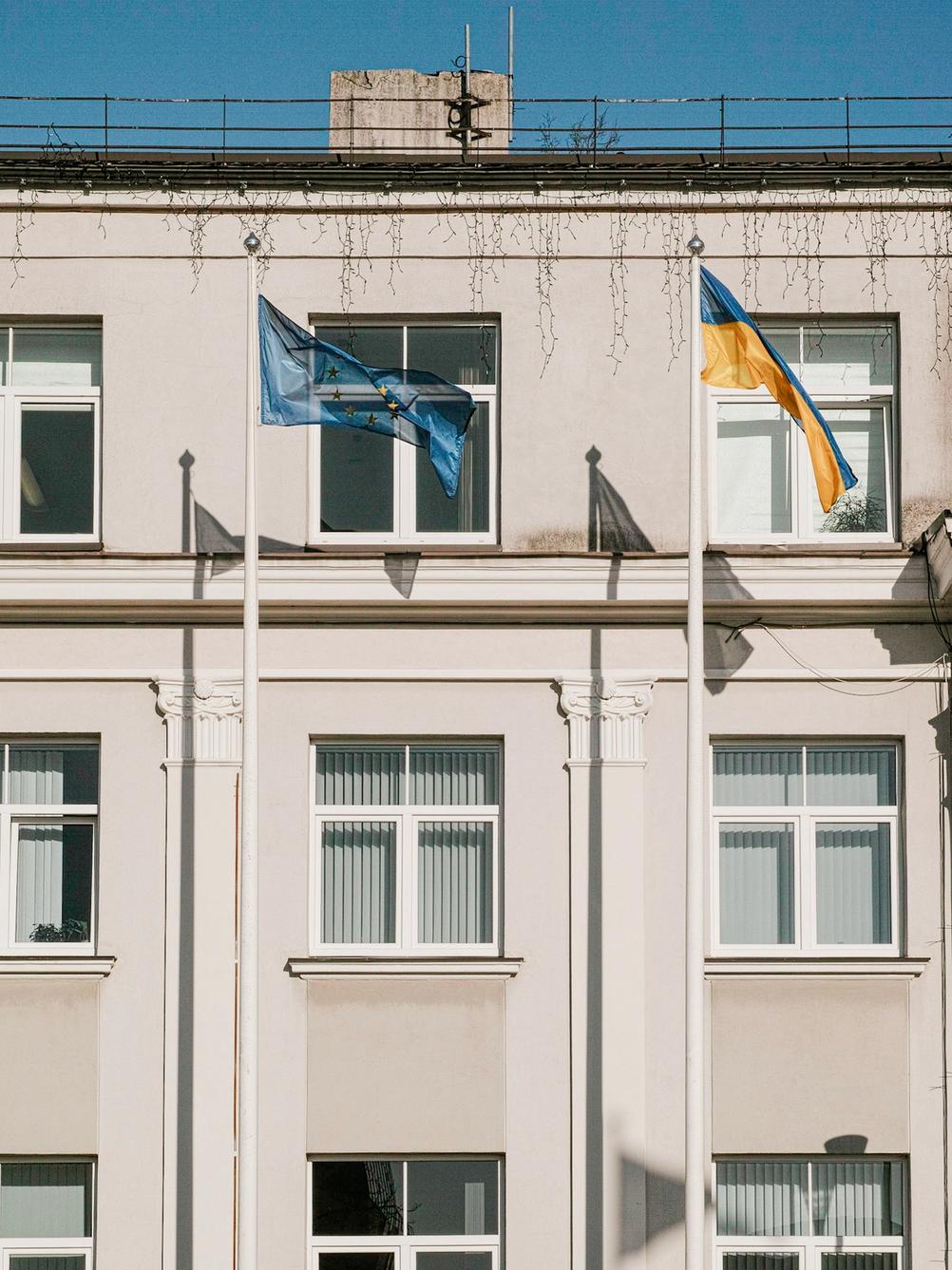 Photo of Ukrainian and European Union flags.