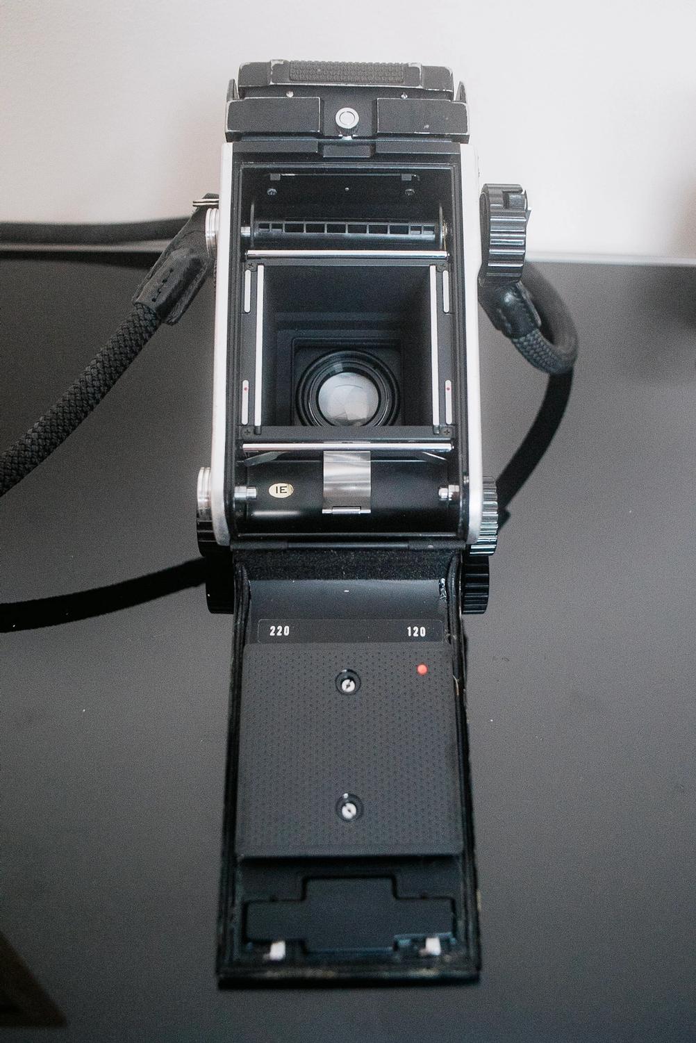 Mamiya C220 camera back open.