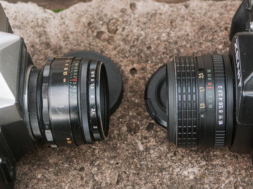 Photo of Helios-44-2 and Helios-44M-5.