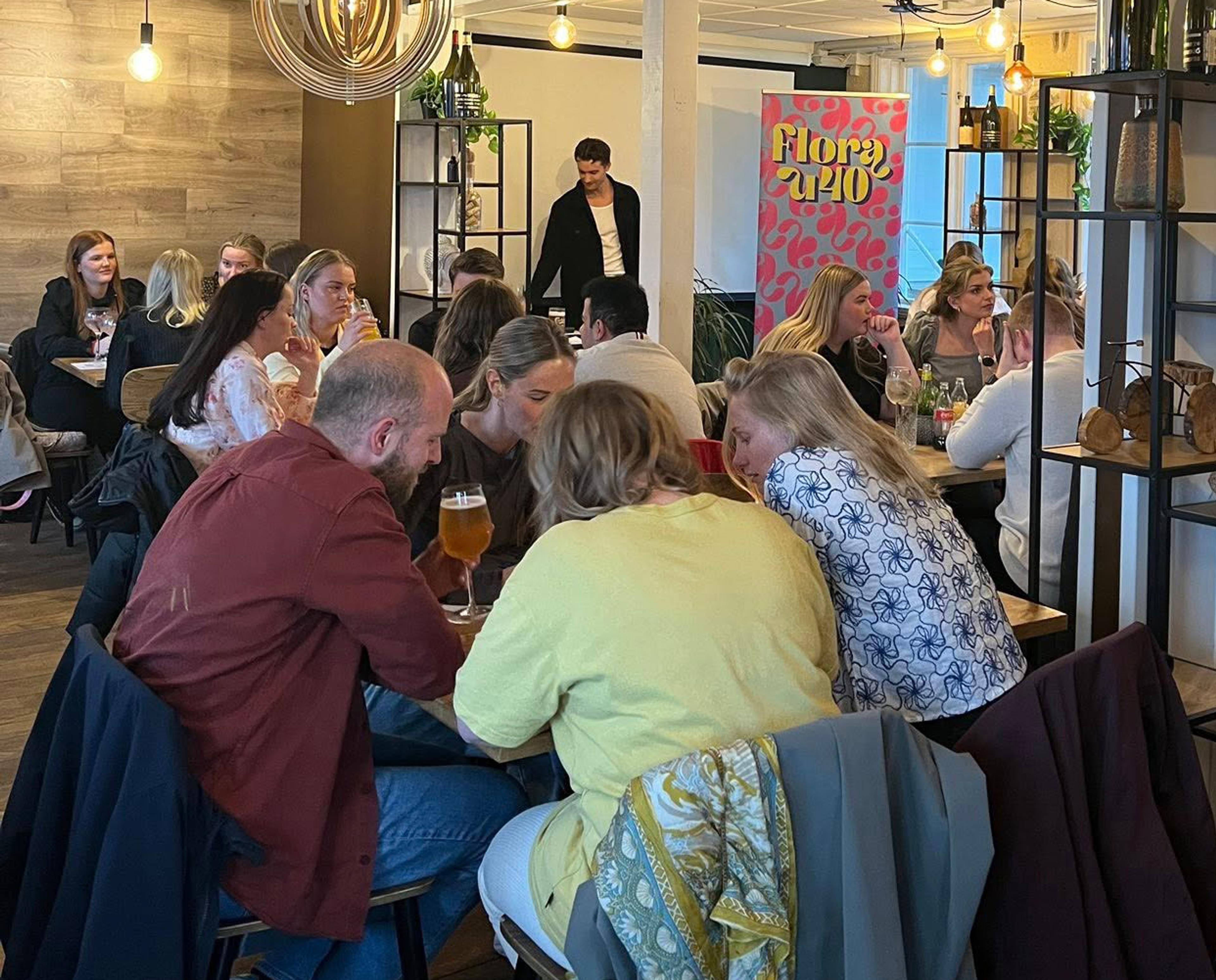 Quiz arrangert av Flora U40 på Europa restaurant i Florø. Foto.