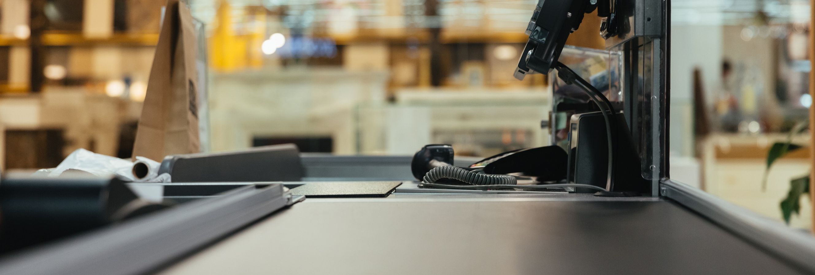 Retail Technologies 2026: Cloud, Hybrid Checkouts, and Going Paperless
