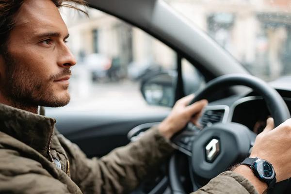 Conduite agile : L’art d’économiser du carburant sans perdre de temps