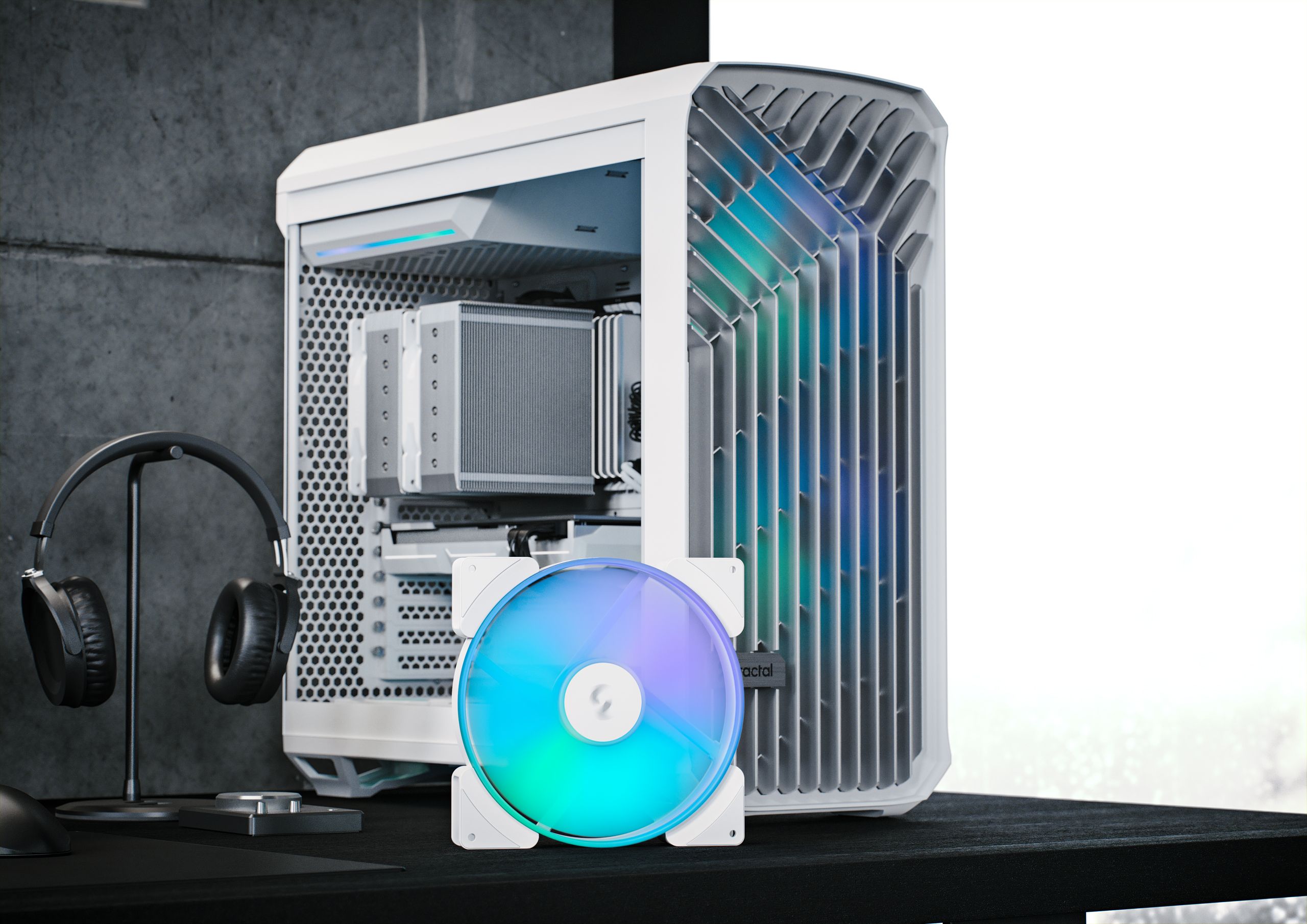 Torrent RGB Black TG Light Tint | Fractal Design
