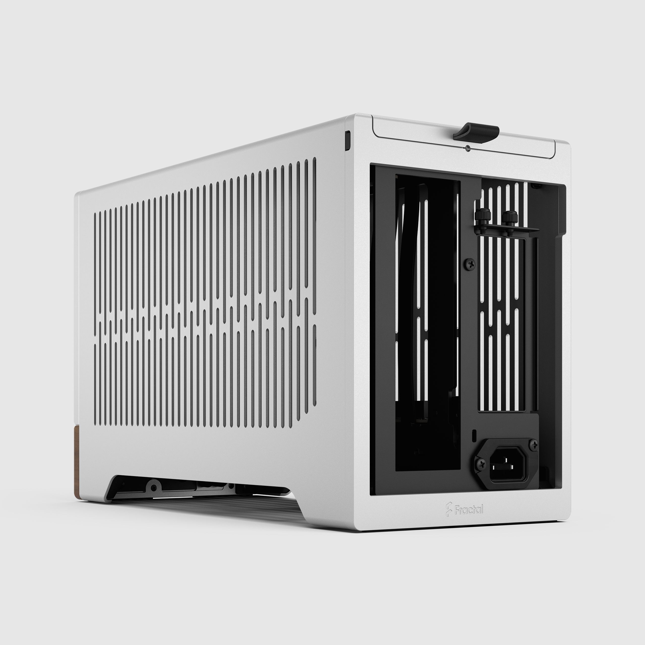 Terra Silver | Fractal Design