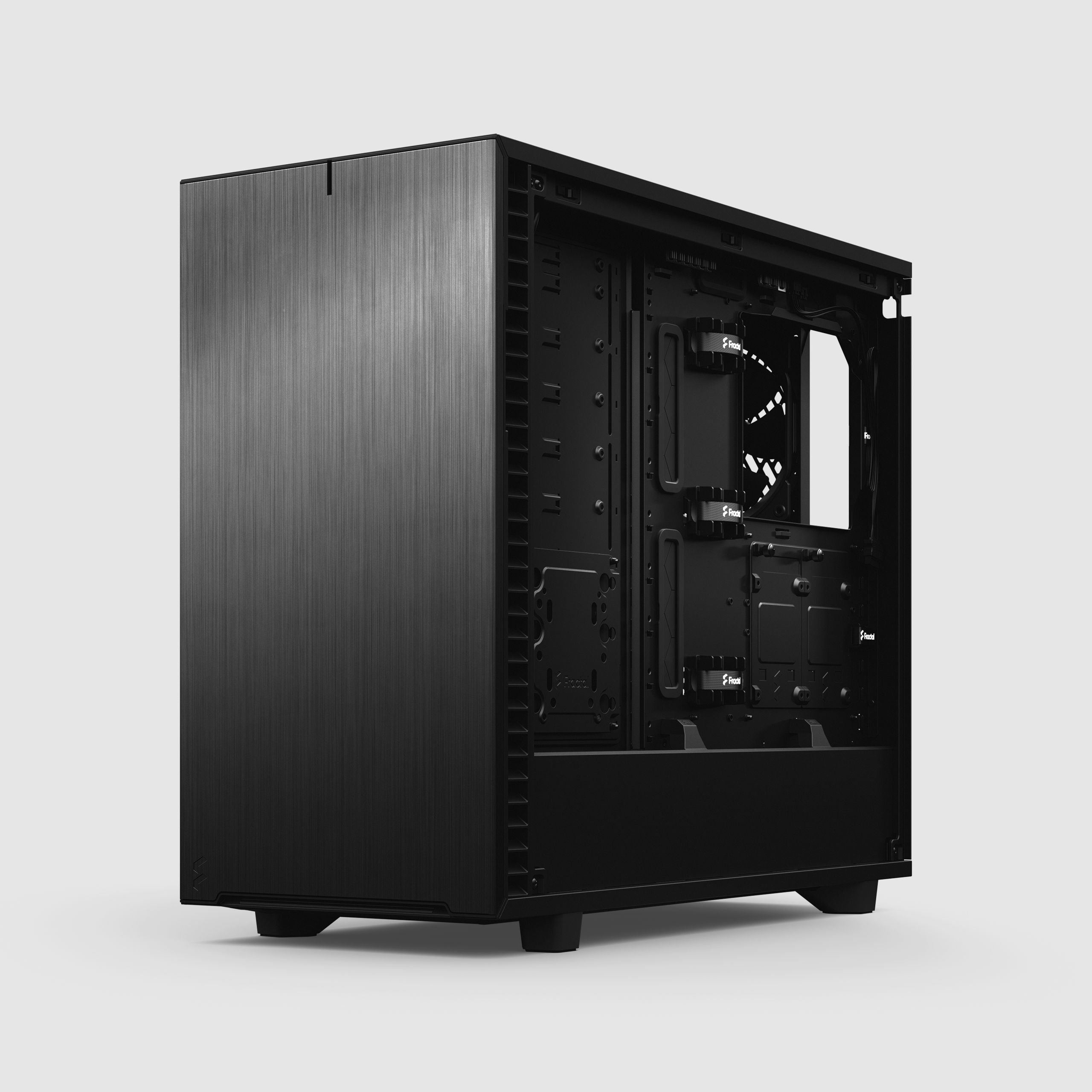 Define 7 Black - Dark TG | Fractal Design