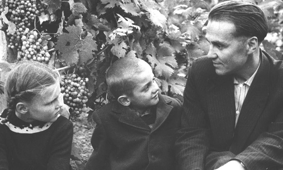 Василий Сухомлинский