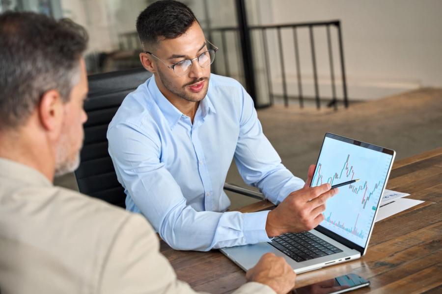 Automated Roth IRA in 2026: How It Works, the Best Options, and What Not to Automate
