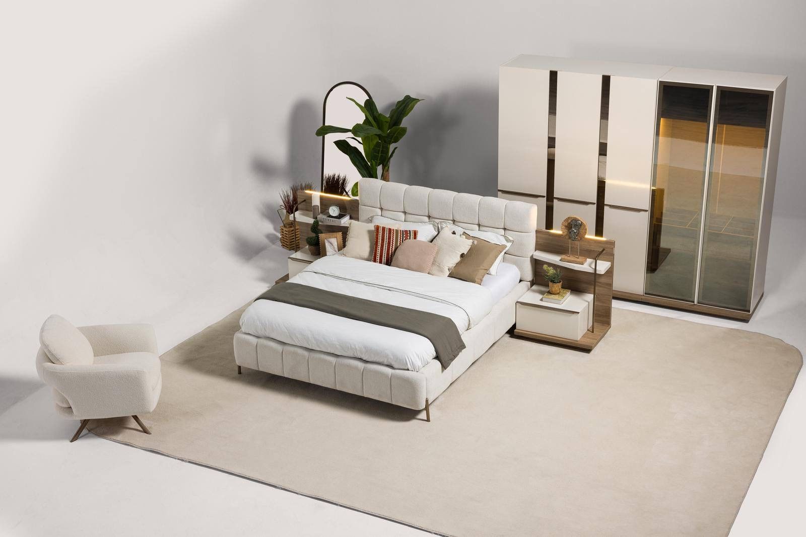 Izabella Bedroom, image 2 of 6