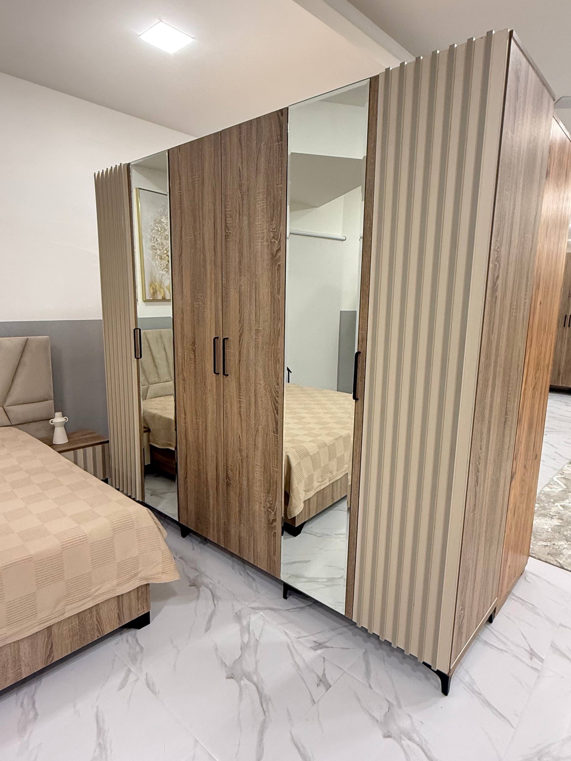 Sude Bedroom, image 5 of 5