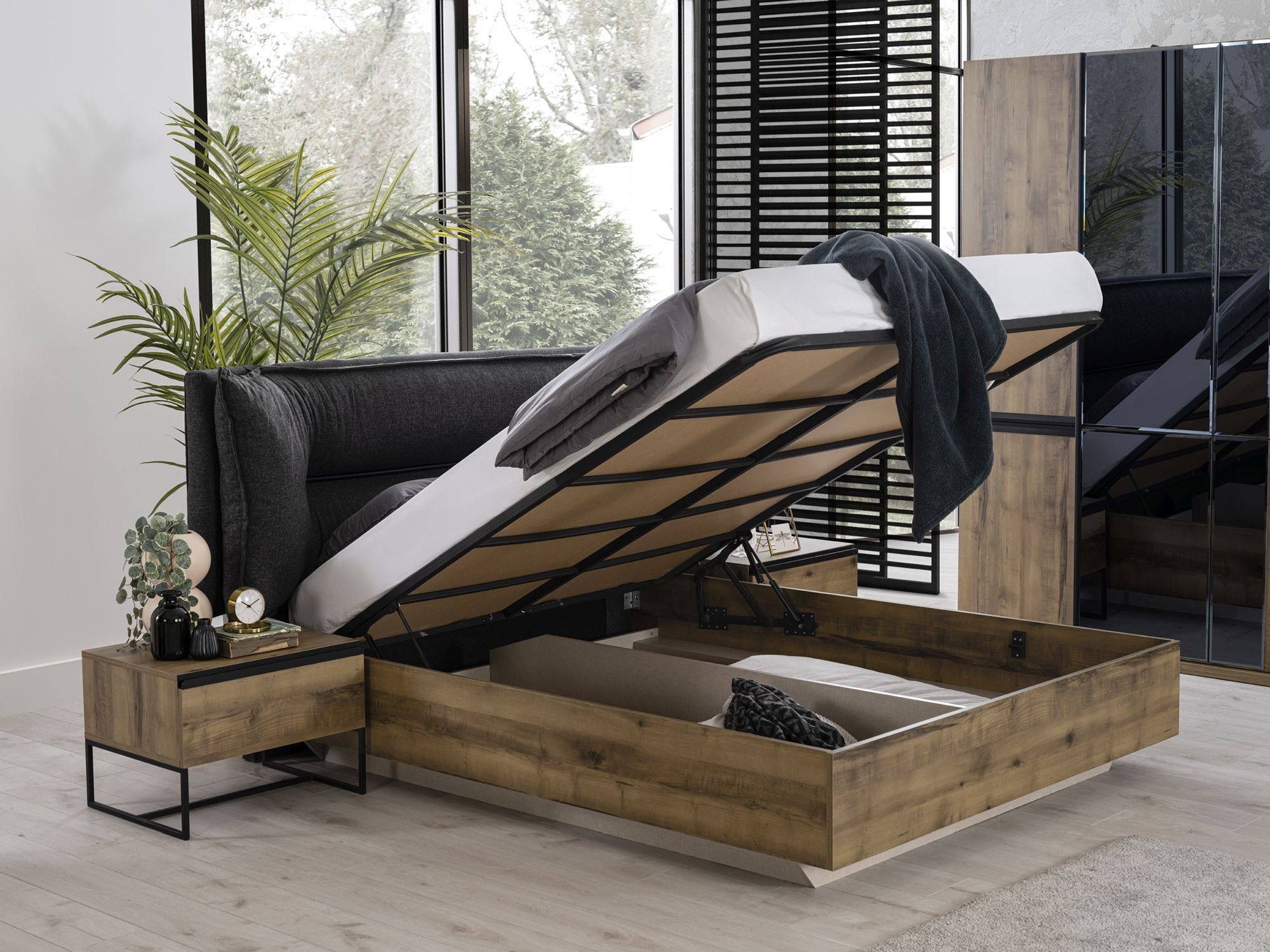 Karo Bedroom, image 3 of 4