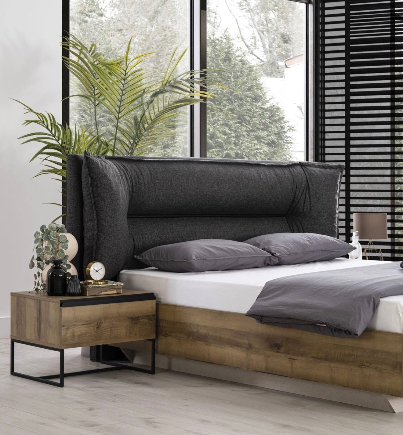 Karo Bedroom, image 2 of 4