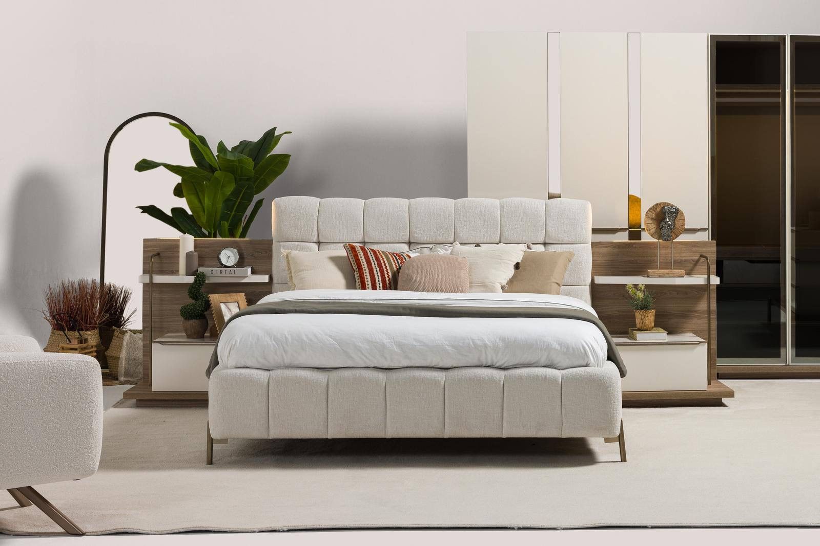 Izabella Bedroom, image 4 of 6