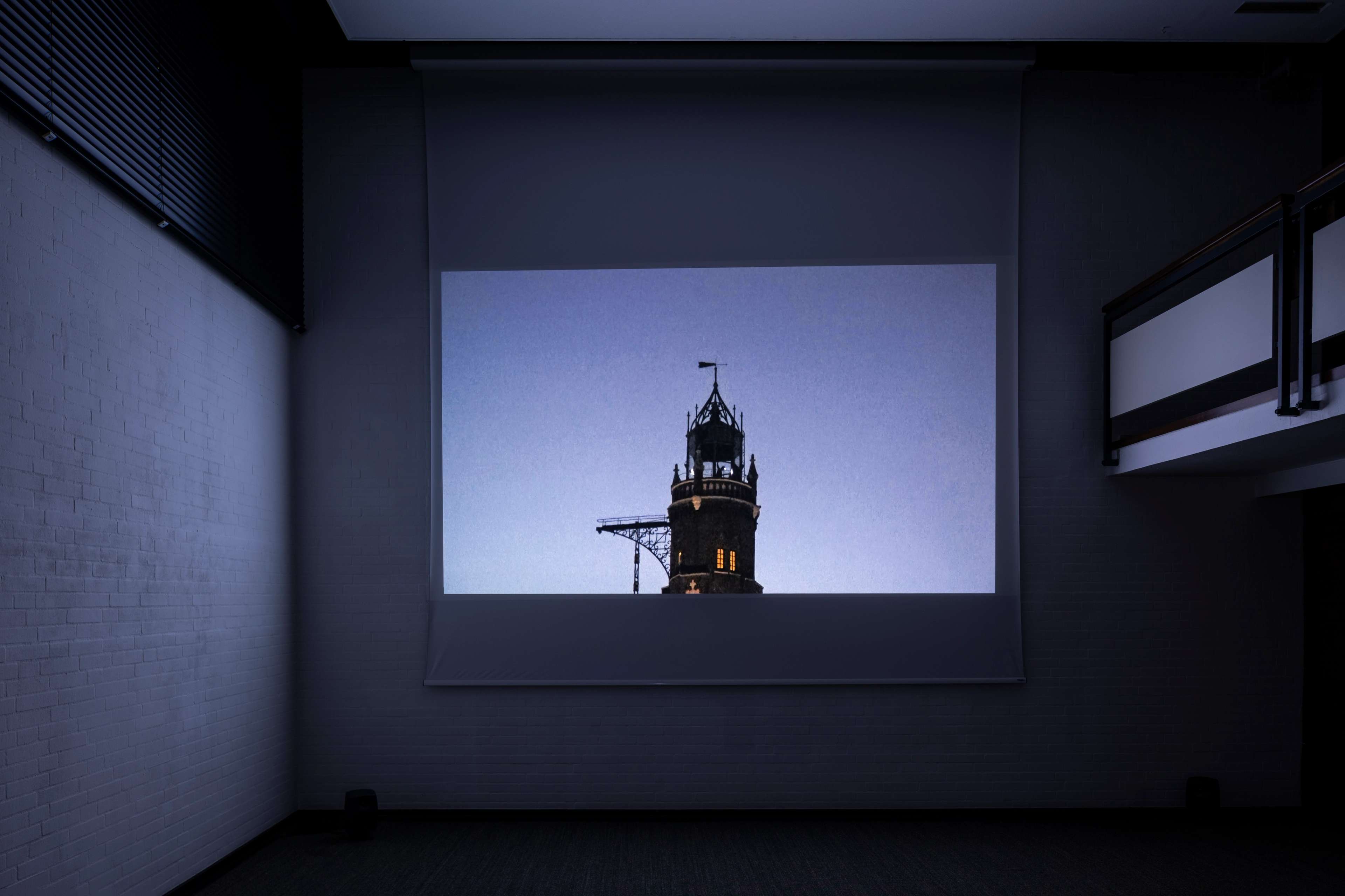 Luzie Meyer, “Cyclic Indirections,” 2022. HD video, 12 minutes, 21 seconds. Installation view at Kunsthalle Bremerhaven, 2022. Courtesy of the artist, Kunsthalle Bremerhaven, Sweetwater, Berlin, and Fanta MLN.