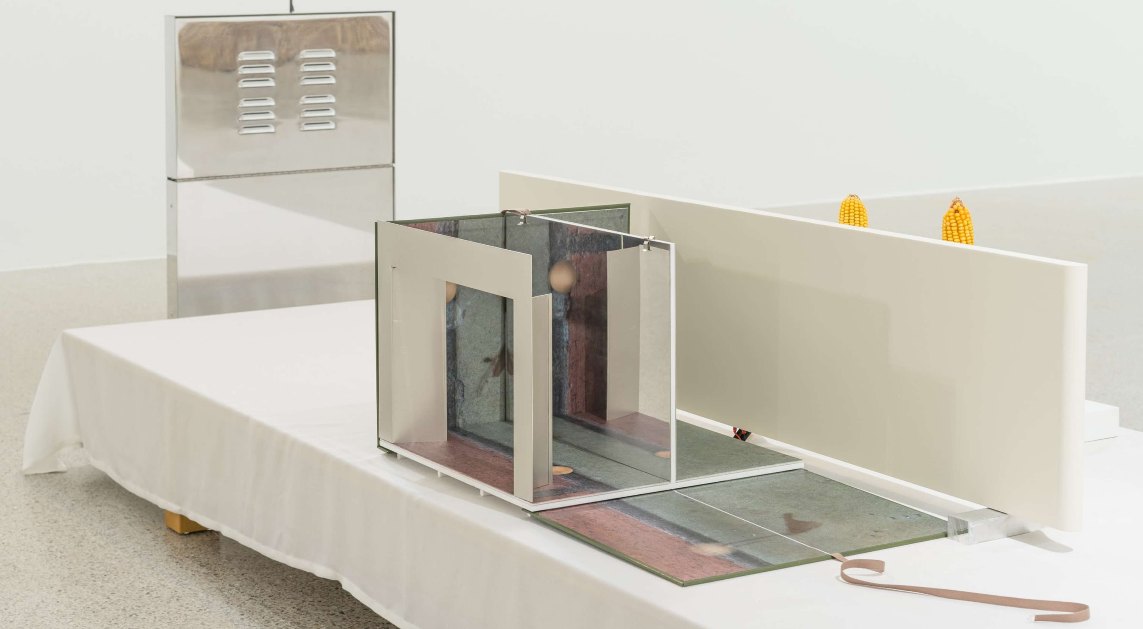 Jesse Stecklow, Terminal, 2022. Installation view at the Museum moderner Kunst Stiftung Ludwig, Wien. Photograph by Klaus Pichler. Courtesy of the artist, MUMOK, and Sweetwater.