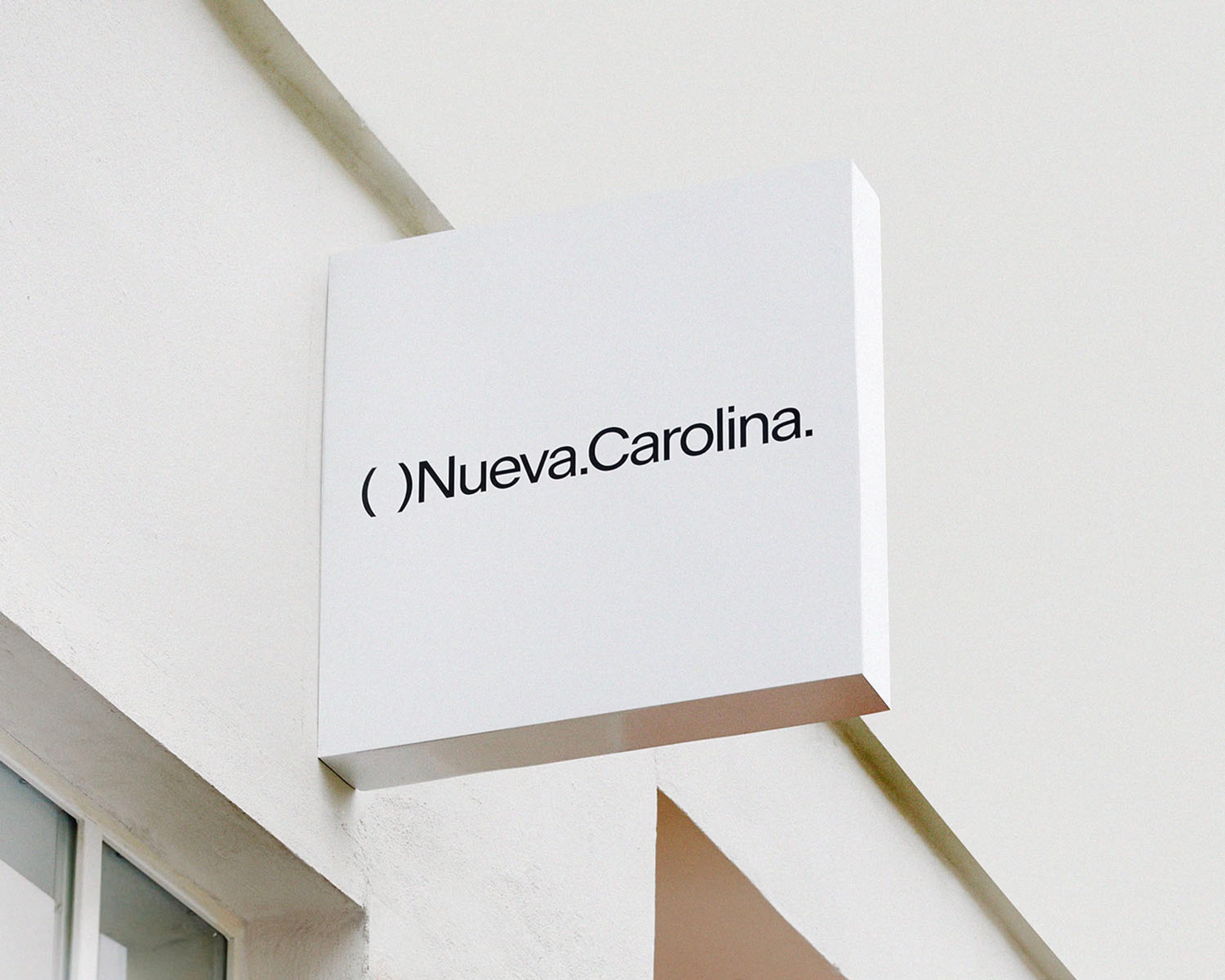( ) Nueva Carolina Sign